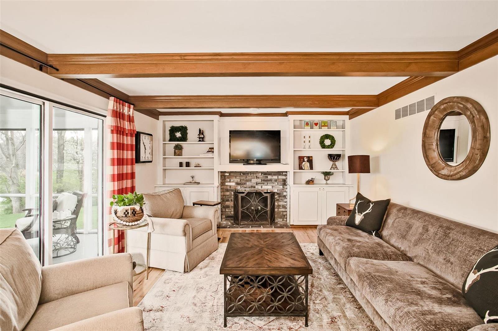 Homes for sale in Chesterfield, MO | 1841 Newburyport Rd, Chesterfield, MO 63005 | MLS# MIS22021198