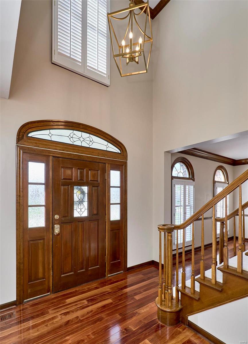 2nd image of 2700 Sunny Meadows Dr, Saint Charles, MO 63303 | MLS# MIS22021839