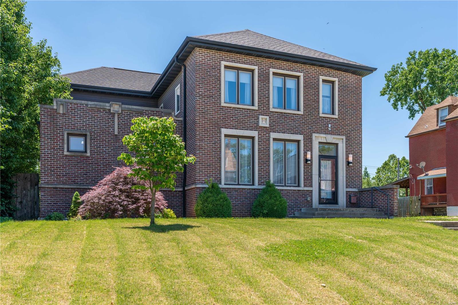 2nd image of 4312 Washington Blvd, Saint Louis, MO 63108 | MLS# MIS22034410
