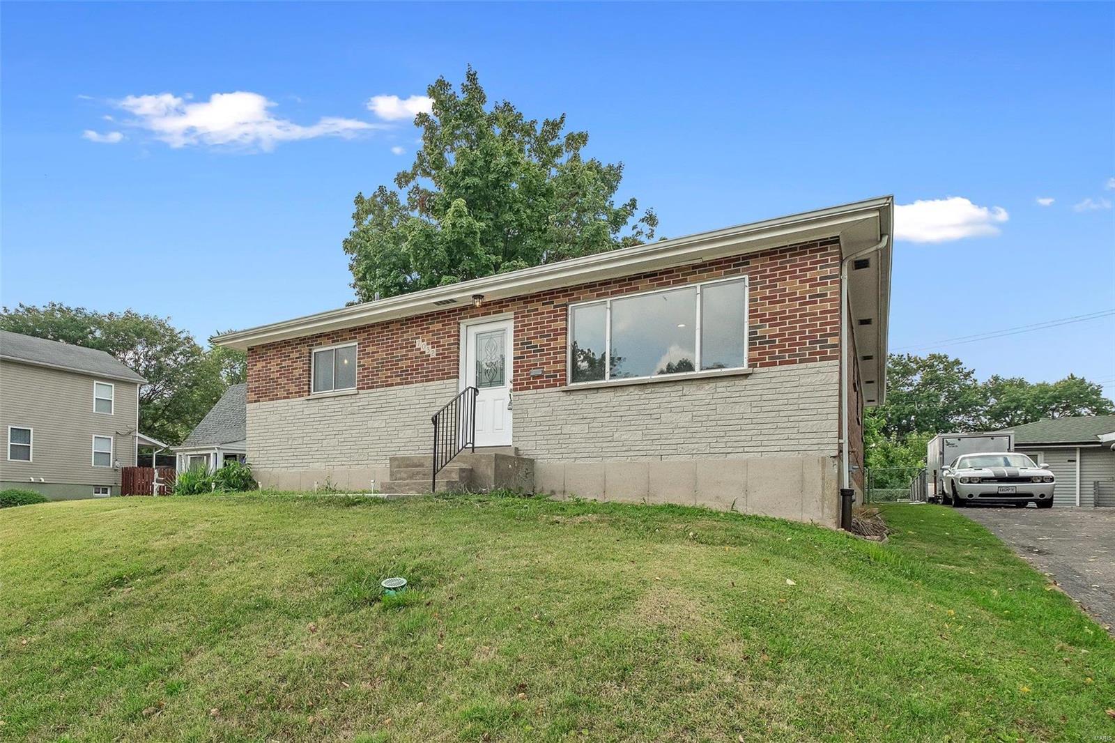 Homes for sale in Saint Louis, MO | 7032 Lansdowne Ave, Saint Louis, MO 63109 | MLS# MIS22047497