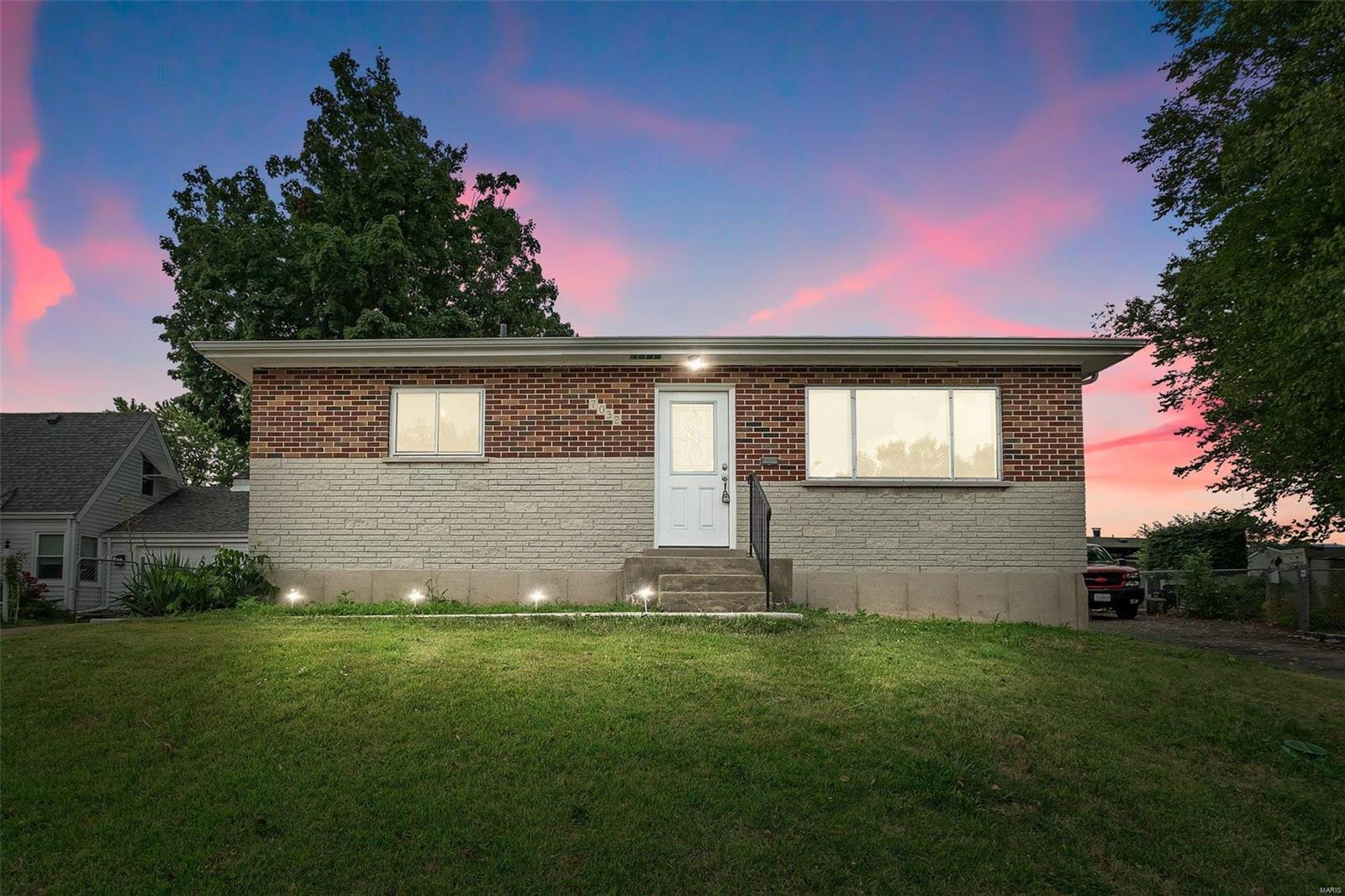 Homes for sale in Saint Louis, MO | 7032 Lansdowne Ave, Saint Louis, MO 63109 | MLS# MIS22047497