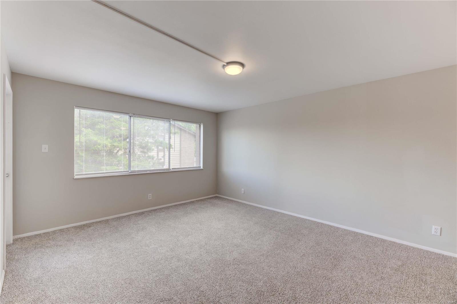 Homes for sale in Saint Charles, MO | 7 Fairways Cir #E, Saint Charles, MO 63303 | MLS# MIS22053051