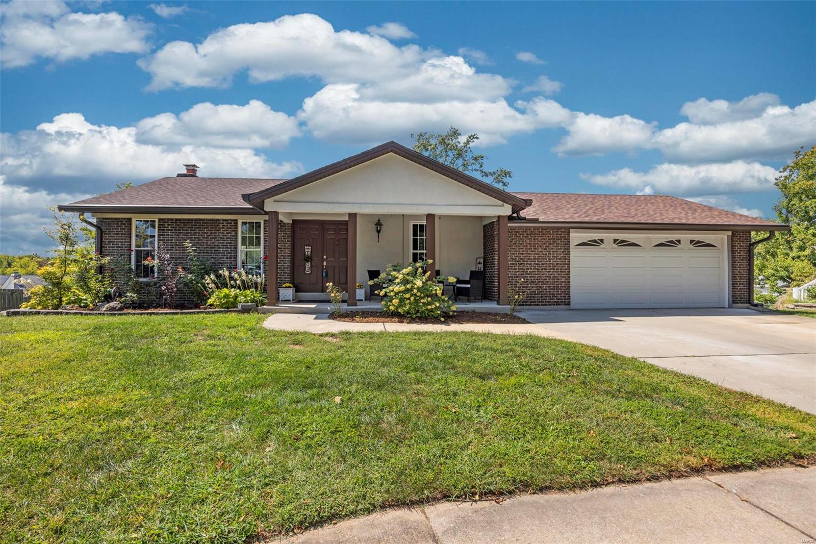 Homes for sale in Saint Louis, MO | 2832 Waldwick Ct, Saint Louis, MO 63129 | MLS# MIS22058527