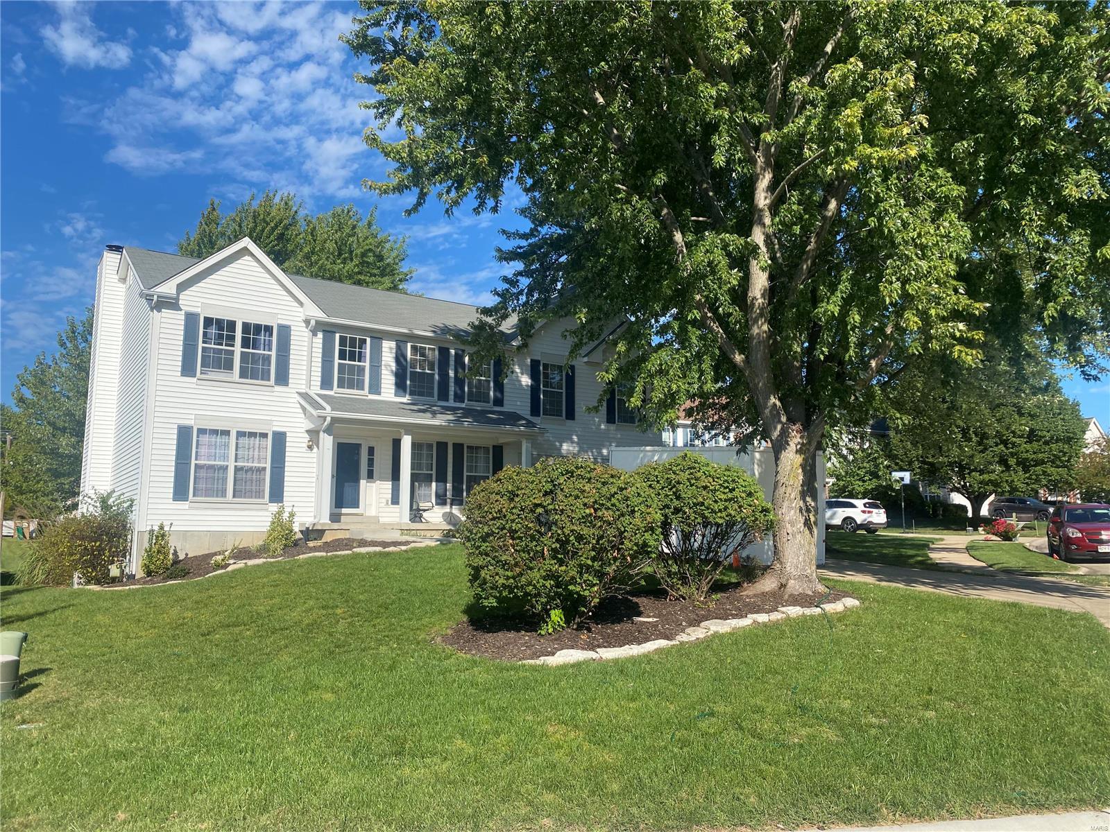 Homes for sale in Saint Peters, MO | 179 Abington Dr, Saint Peters, MO 63376 | MLS# MIS22059965