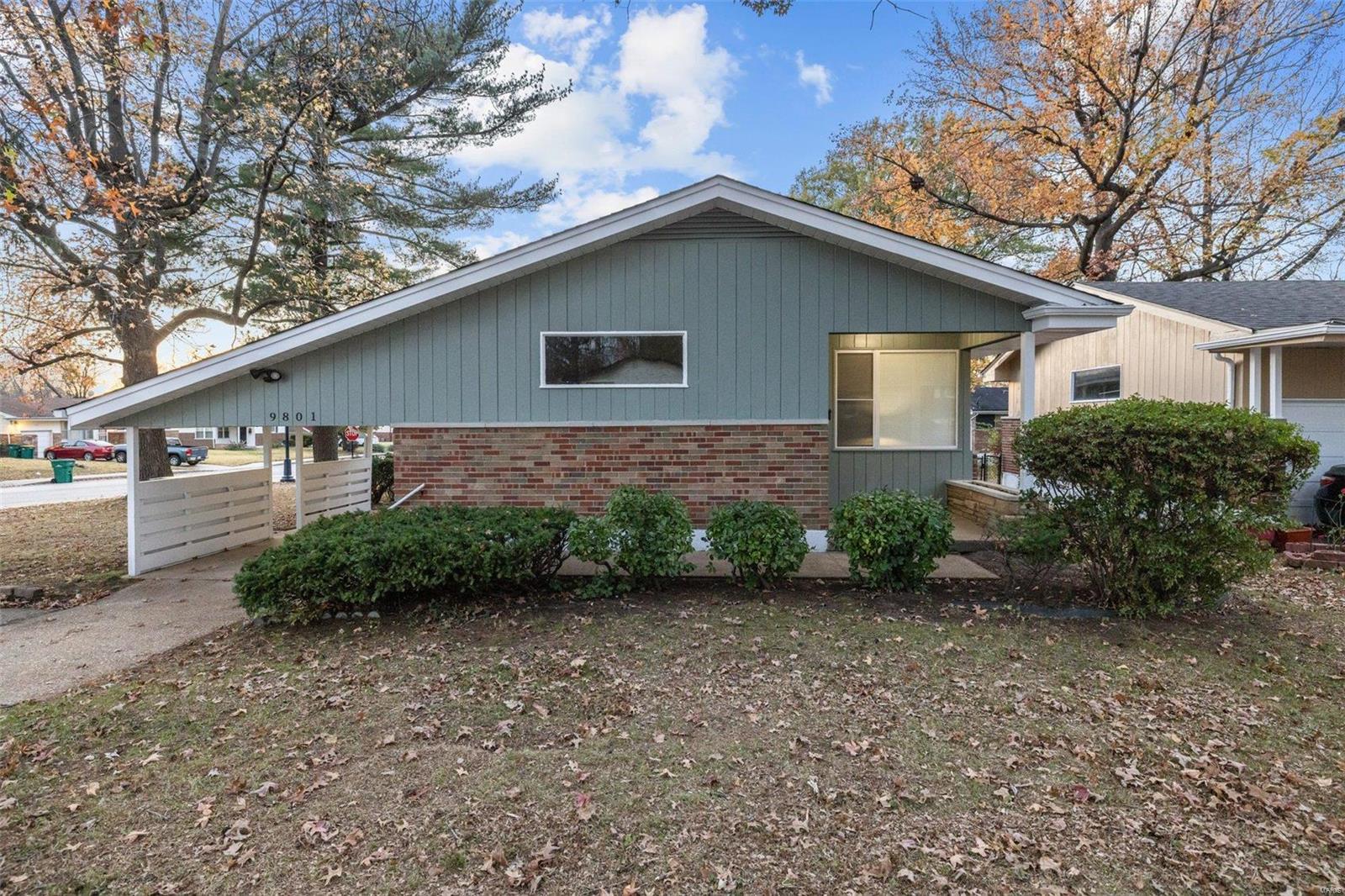 Homes for sale in Saint Louis, MO | 9801 Lawnview Dr, Saint Louis, MO 63136 | MLS# MIS22072772