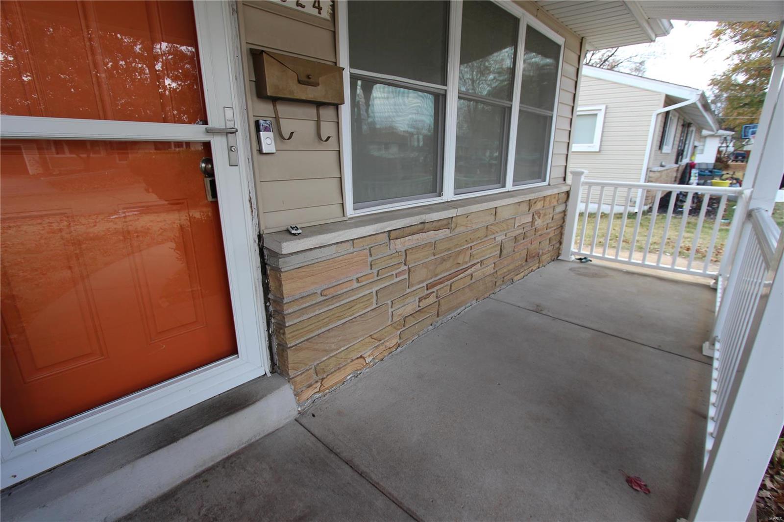 Homes for sale in Saint Louis, MO | 7824 Decatur Dr, Saint Louis, MO 63123 | MLS# MIS22073704