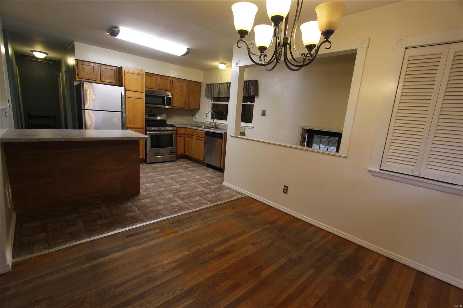 Homes for sale in Saint Louis, MO | 7824 Decatur Dr, Saint Louis, MO 63123 | MLS# MIS22073704