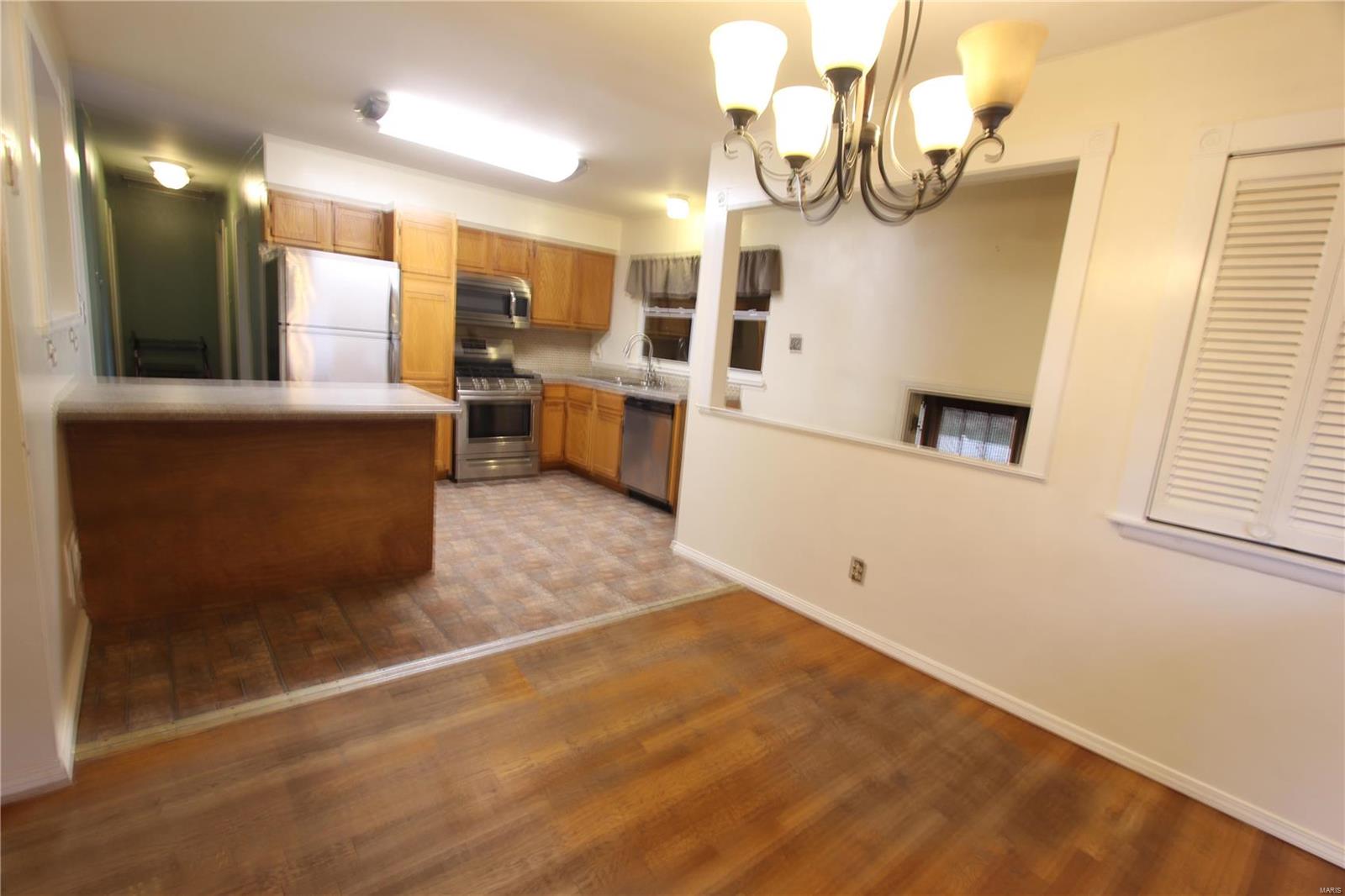 Homes for sale in Saint Louis, MO | 7824 Decatur Dr, Saint Louis, MO 63123 | MLS# MIS22073704