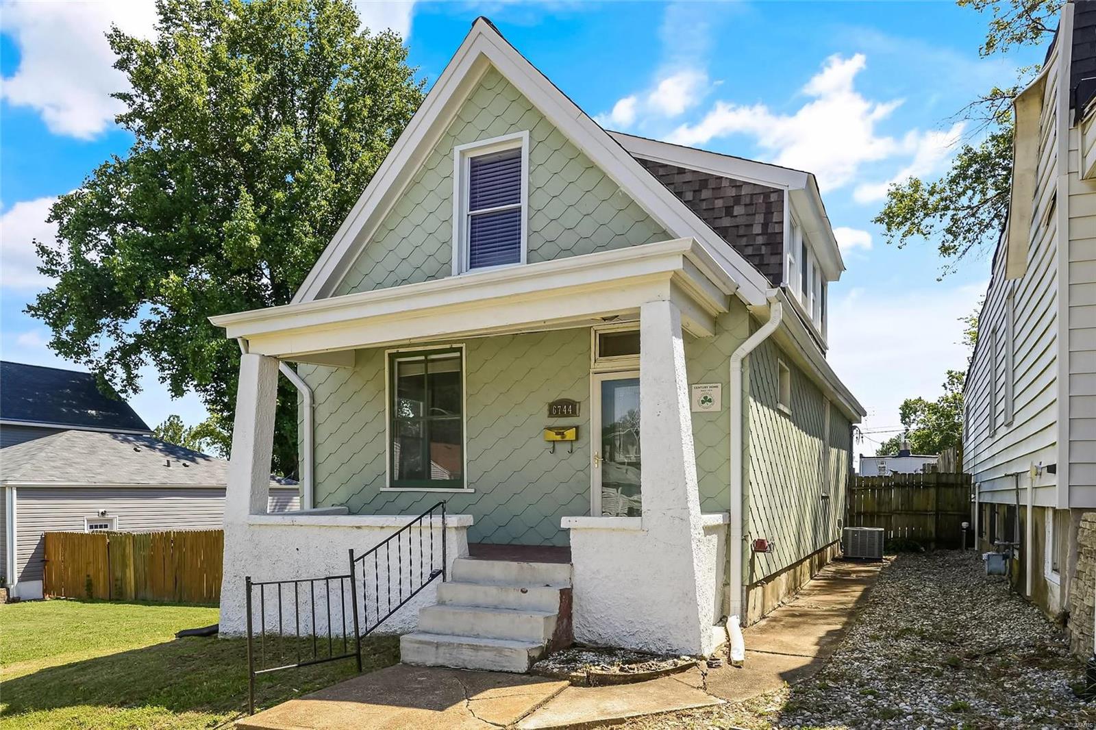 Homes for sale in Saint Louis, MO | 6744 Wise Ave, Saint Louis, MO 63139 | MLS# MIS23001829