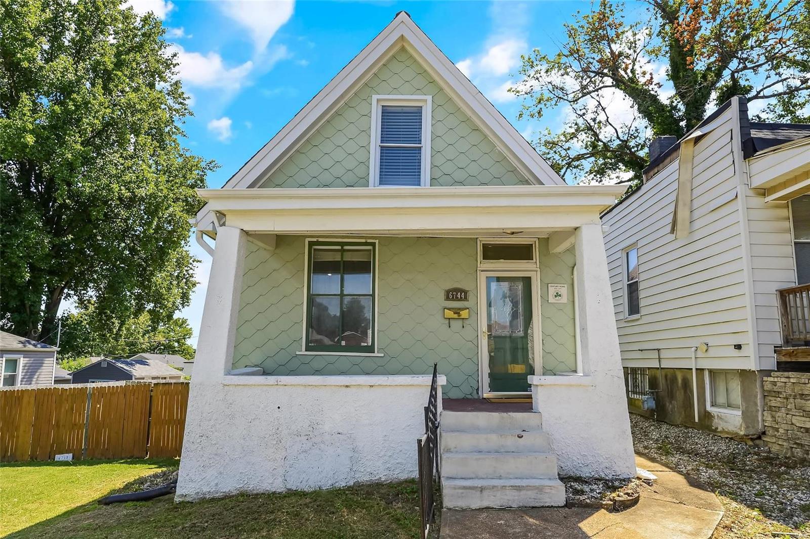 Homes for sale in Saint Louis, MO | 6744 Wise Ave, Saint Louis, MO 63139 | MLS# MIS23001829