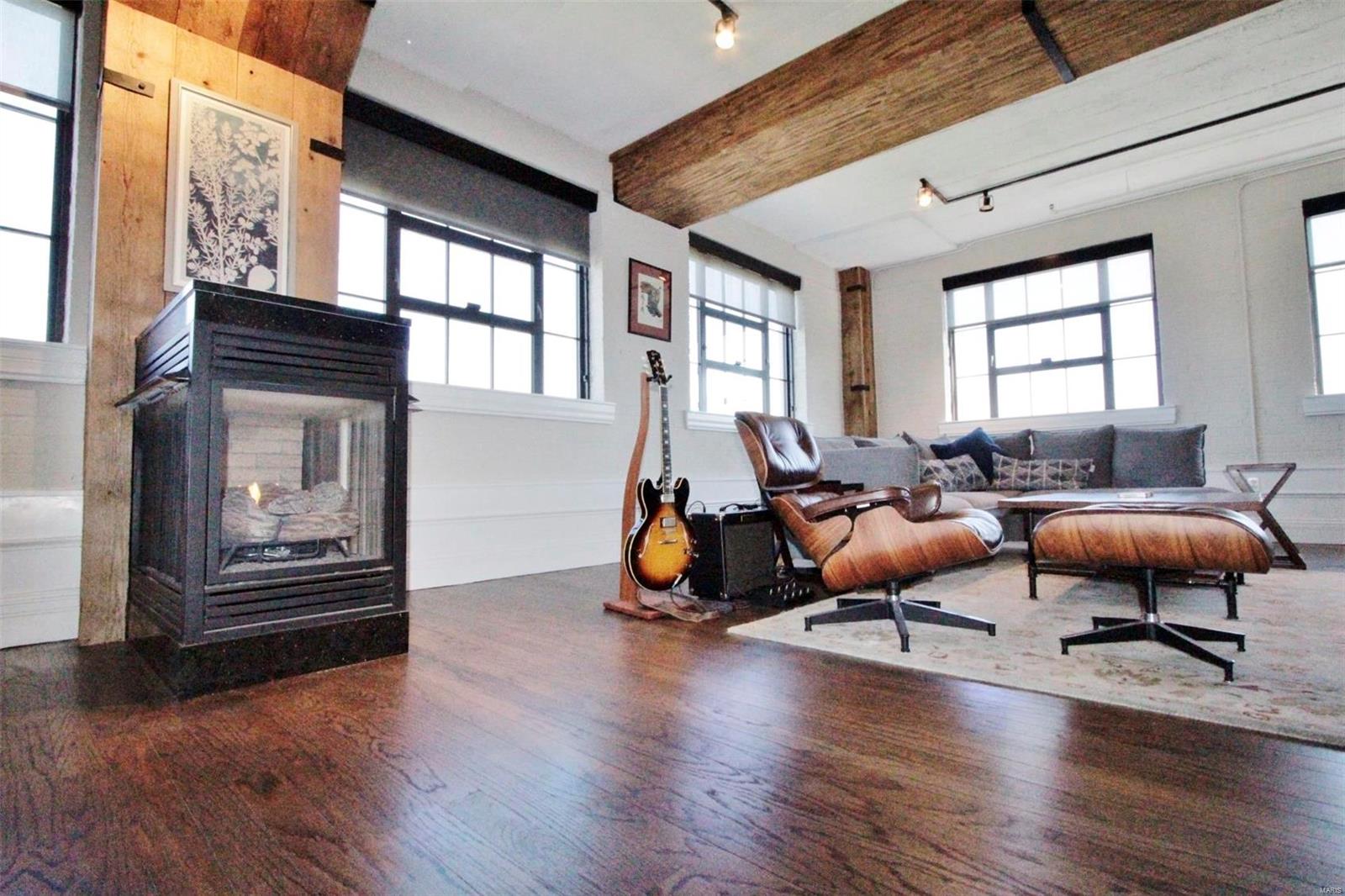 Homes for sale in Saint Louis, MO | 4901 Washington Blvd #5A, Saint Louis, MO 63108 | MLS# MIS23009610