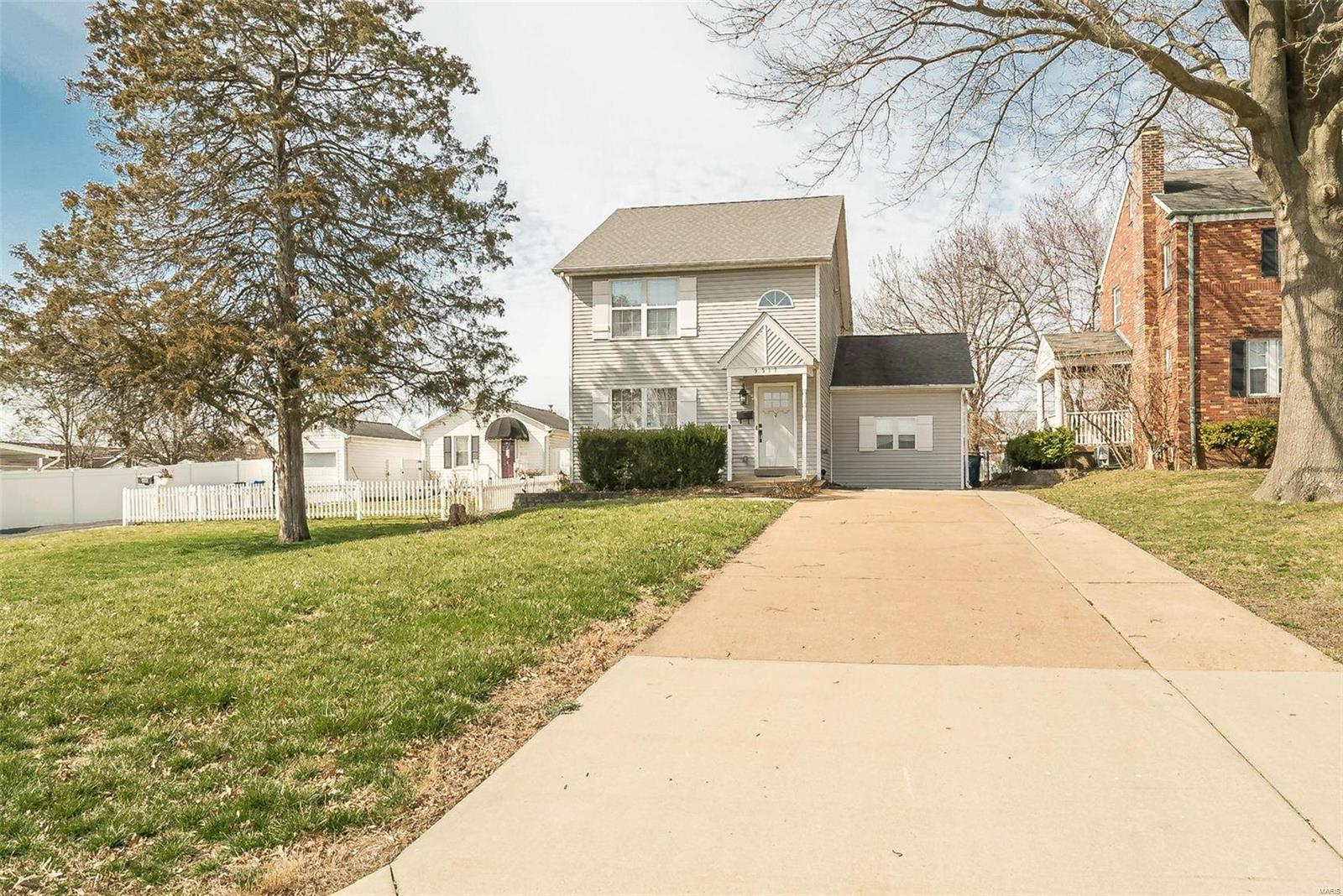 Homes for sale in Saint Louis, MO | 9317 Althea Ave, Saint Louis, MO 63123 | MLS# MIS23012365