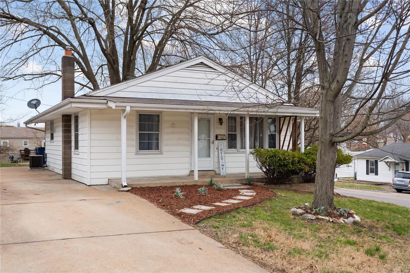 Homes for sale in Saint Ann, MO | 11021 Bernice Ave, Saint Ann, MO 63074 | MLS# MIS23012788