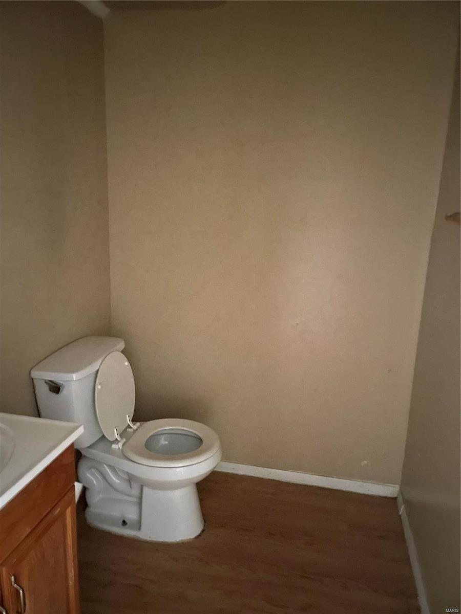 Homes for sale in Saint Louis, MO | 940 Maple Pl, Saint Louis, MO 63112 | MLS# MIS23020067