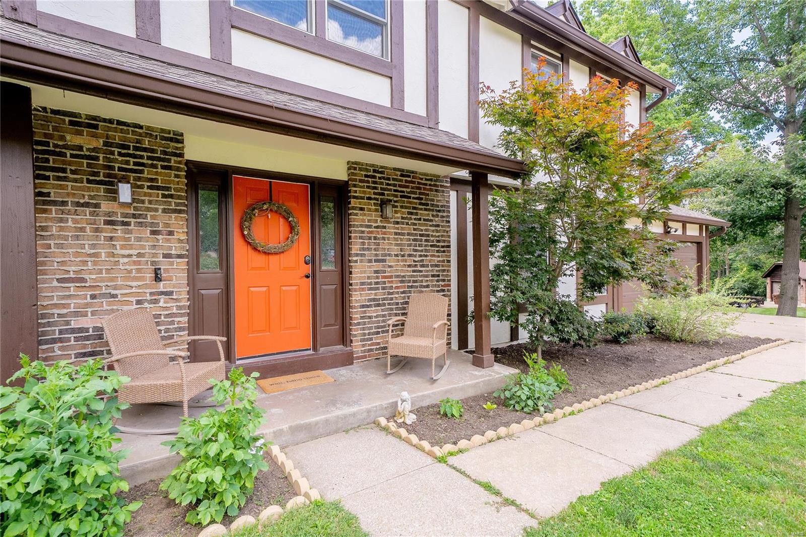 3rd image of 2 Pear Tree Ct, Saint Peters, MO 63376 | MLS# MIS23034823
