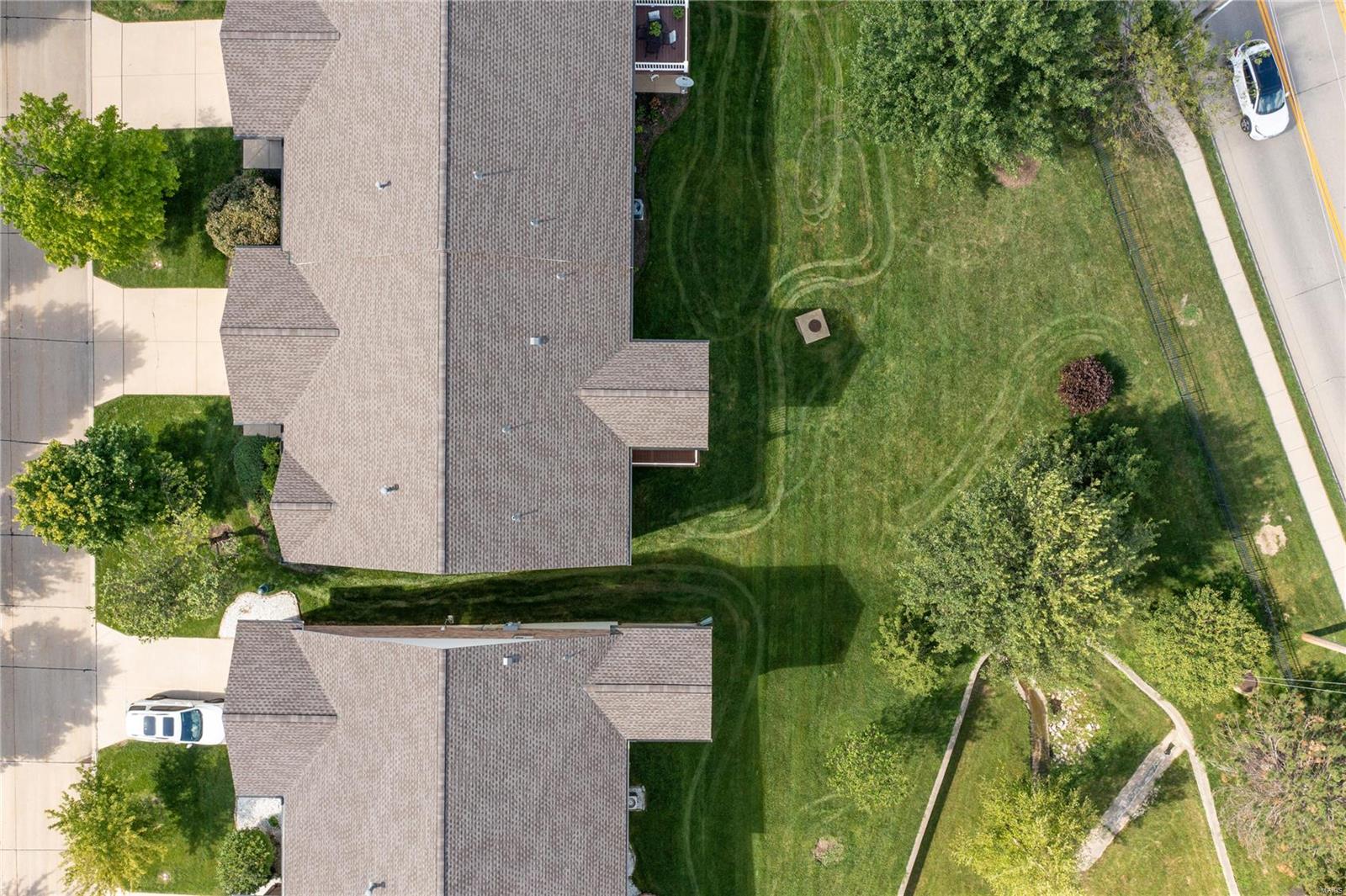 3rd image of 922 Penny Ln, Saint Peters, MO 63376 | MLS# MIS23046266