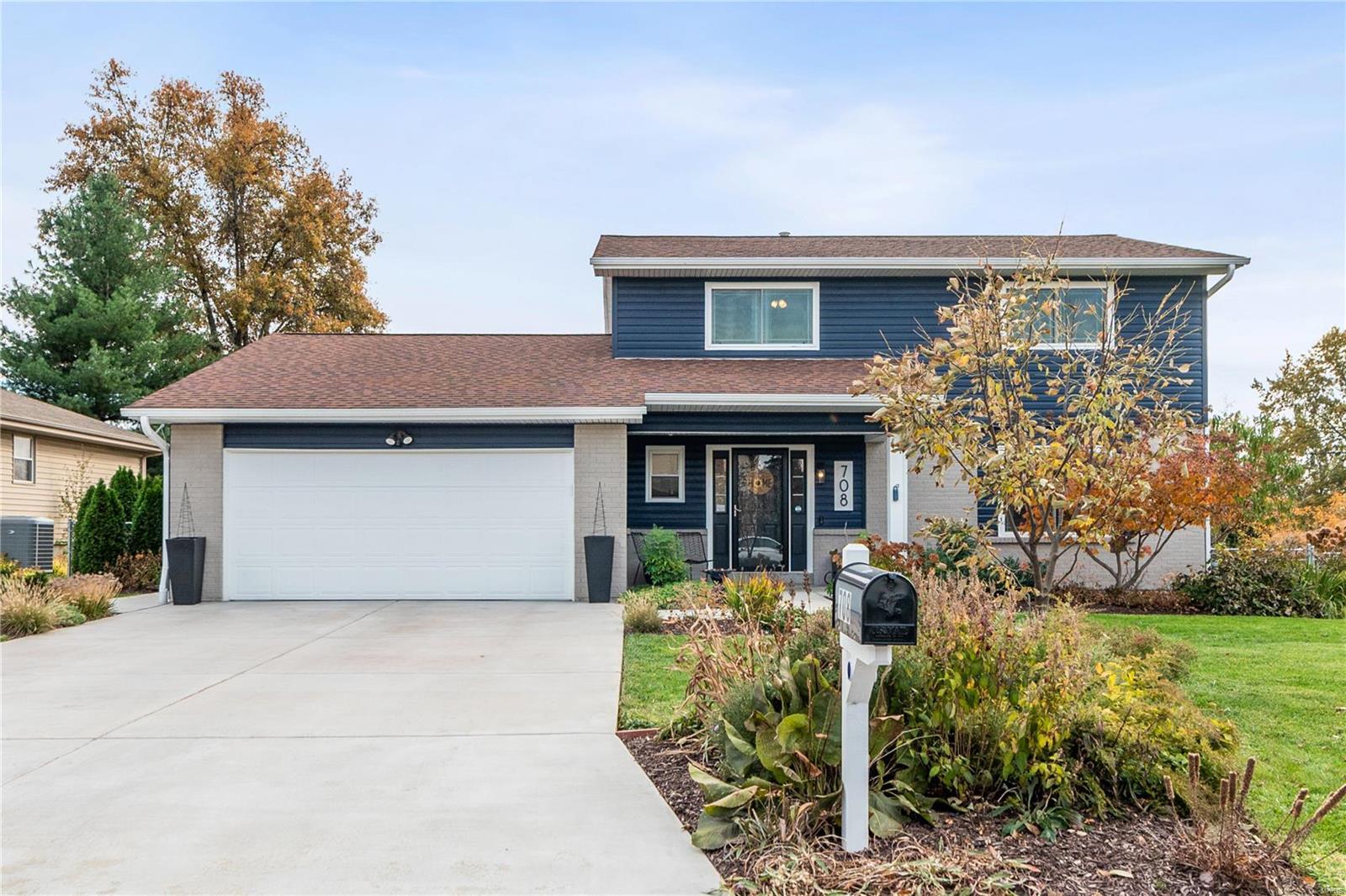 Homes for sale in Saint Charles, MO | 708 Willow Wood Ct, Saint Charles, MO 63303 | MLS# MIS23062042