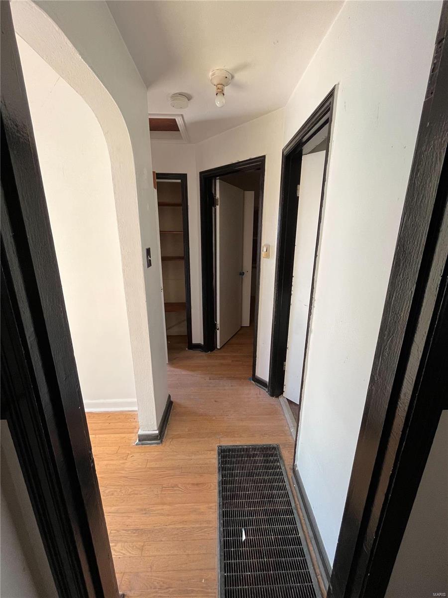 Homes for sale in Saint Louis, MO | 3933 Mcdonald Ave, Saint Louis, MO 63116 | MLS# MIS23063796