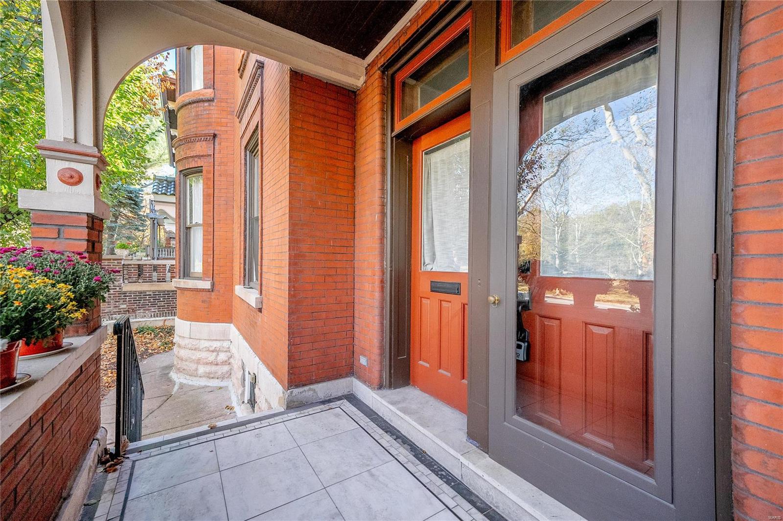 5th image of 3850 Arsenal St, Saint Louis, MO 63116 | MLS# MIS23064705
