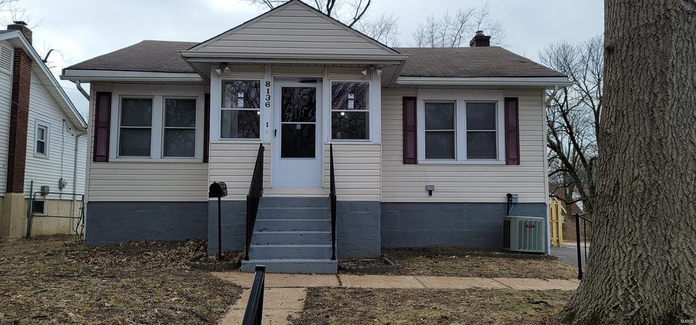 1st image of 8136 Ellerton Ave, Saint Louis, MO 63114 | MLS# MIS23065838