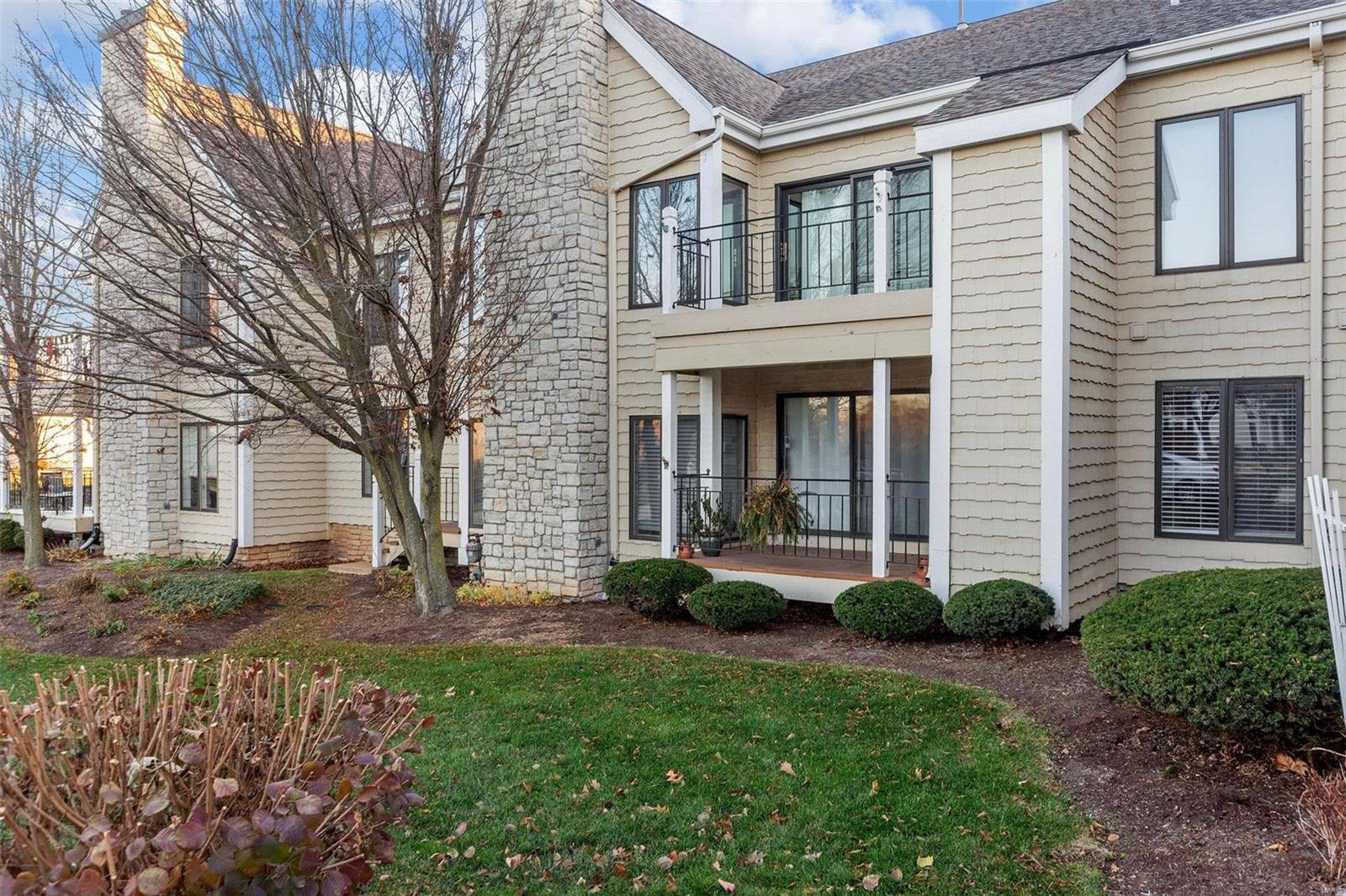 Homes for sale in Lake Saint Louis, MO | 1608 Lake Knoll Dr #1A, Lake Saint Louis, MO 63367 | MLS# MIS23066970
