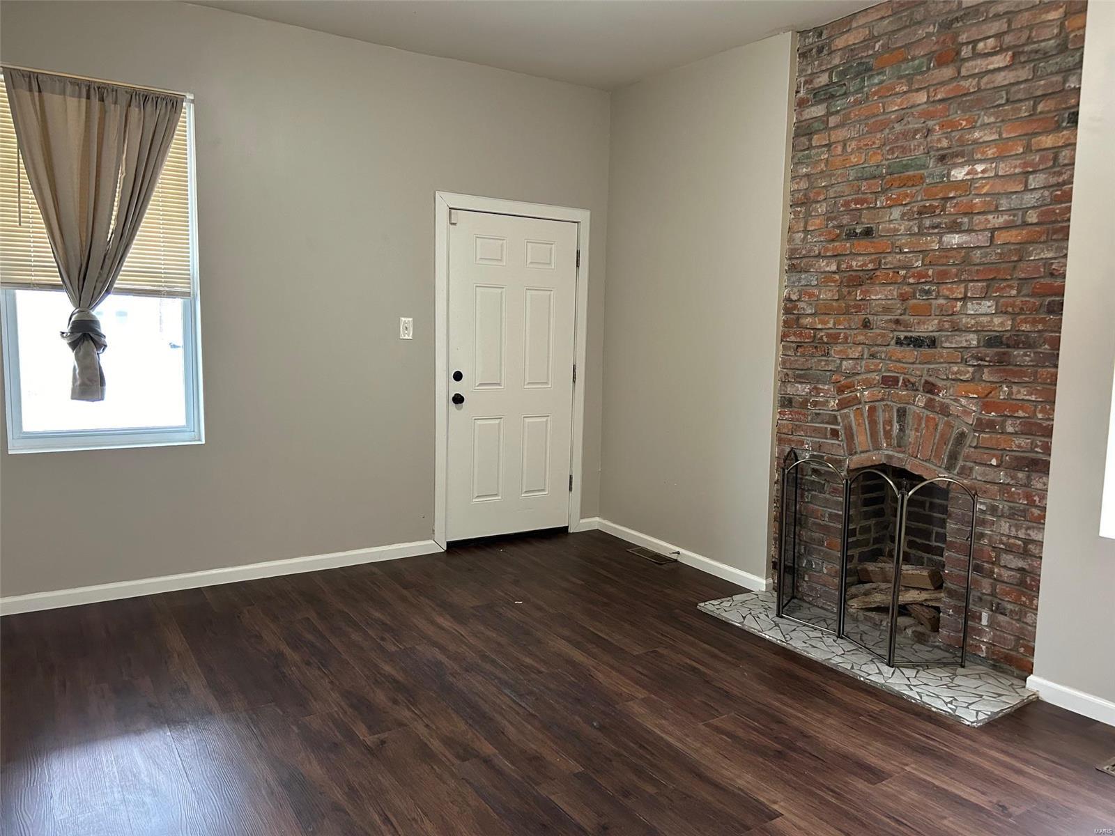 Homes for sale in Saint Louis, MO | 3926 Tholozan Ave, Saint Louis, MO 63116 | MLS# MIS24003427