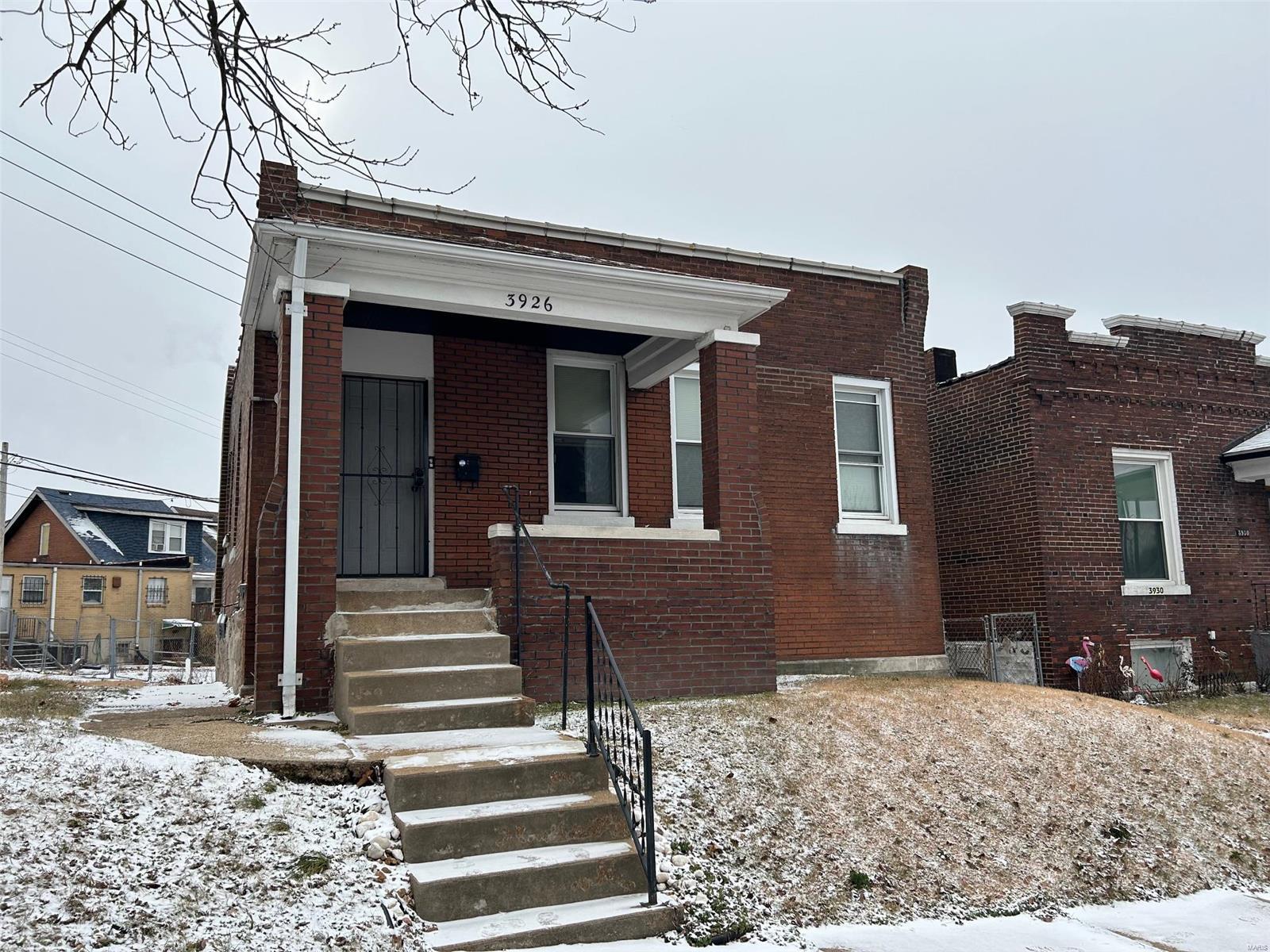 Homes for sale in Saint Louis, MO | 3926 Tholozan Ave, Saint Louis, MO 63116 | MLS# MIS24003427