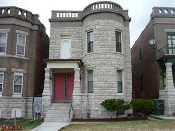 Homes for sale in Saint Louis, MO | 4629 Washington Blvd, Saint Louis, MO 63108 | MLS# MIS11017405
