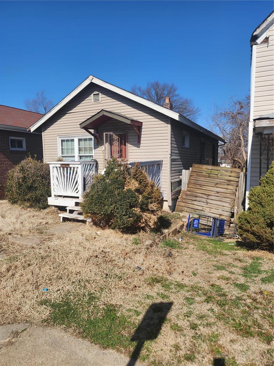 Homes for sale in Saint Louis, MO | 5917 Harney Ave, Saint Louis, MO 63136 | MLS# MIS24011248