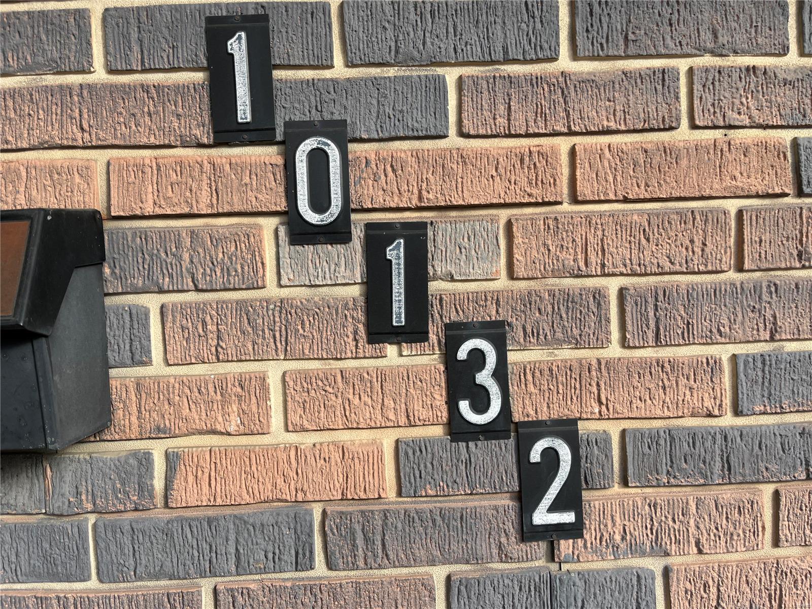 Homes for sale in Saint Louis, MO | 10132 Dellridge Ln, Saint Louis, MO 63136 | MLS# MIS24013504