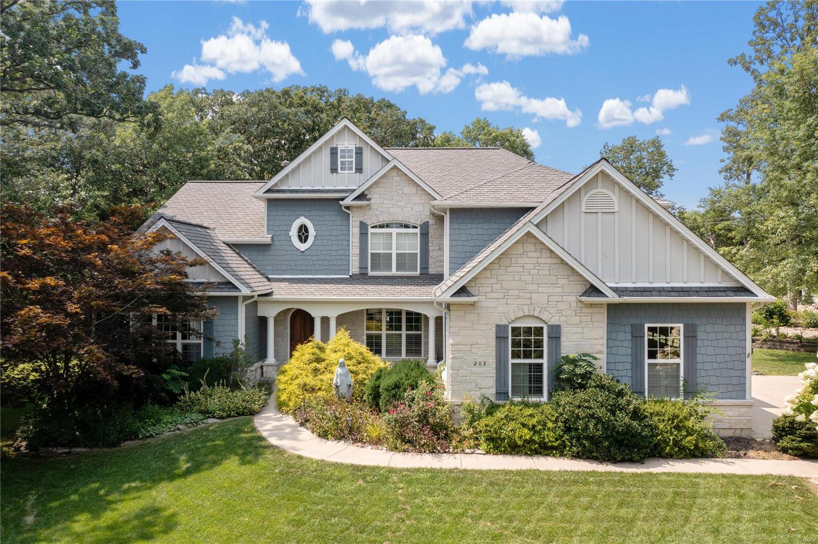 Homes for sale in Wentzville, MO | 203 Willow Run, Wentzville, MO 63385 | MLS# MIS24019855