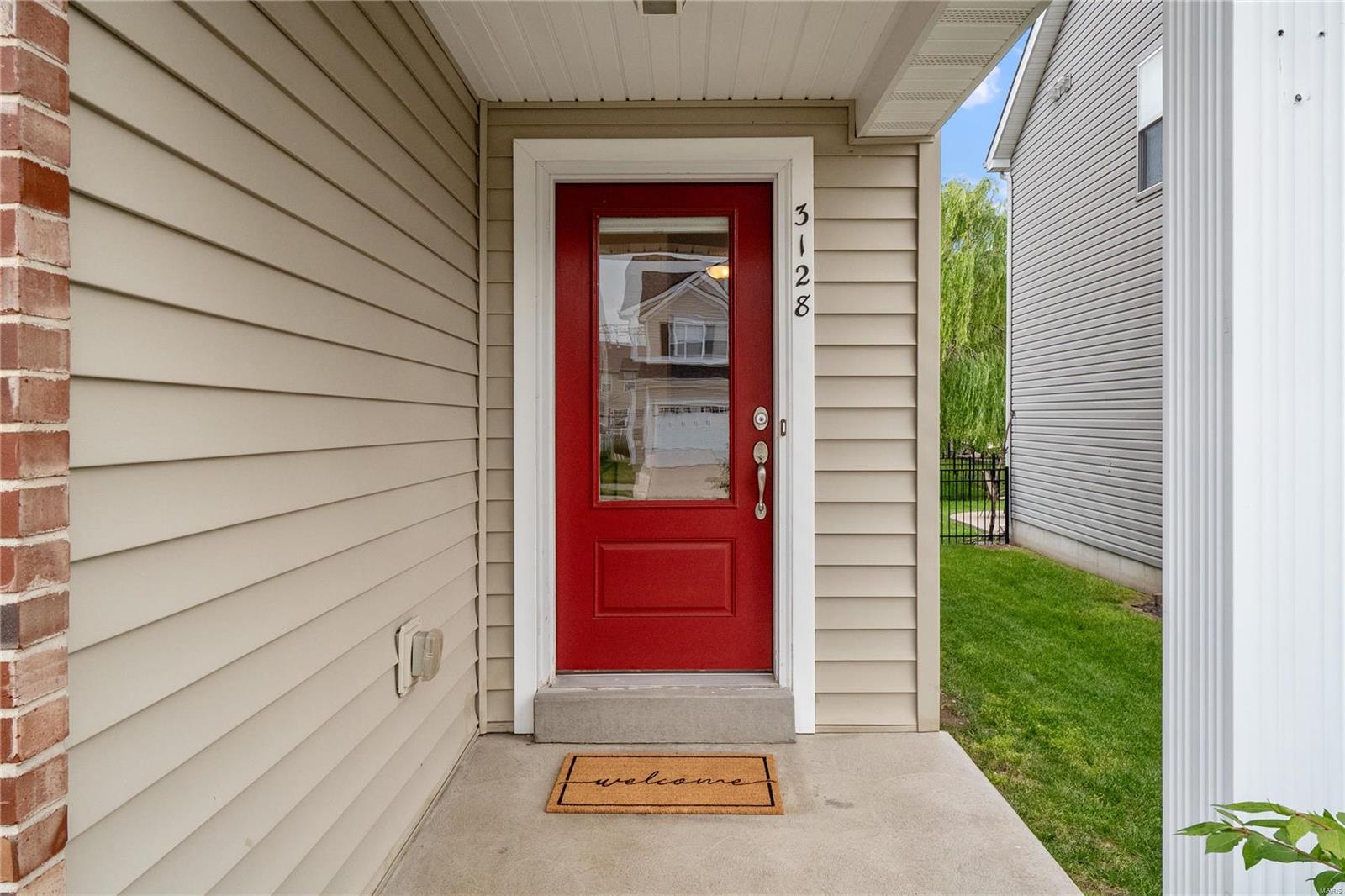 2nd image of 3128 Timberlodge Lndg, Saint Charles, MO 63301 | MLS# MIS24033324