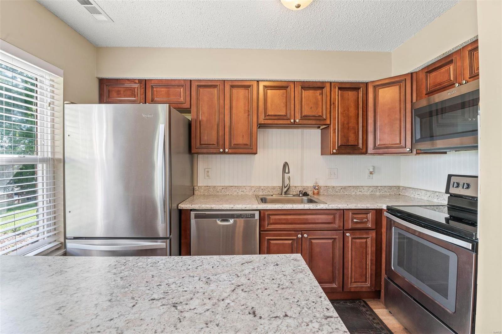 2nd image of 2279 Highland Hill Dr #H, Saint Peters, MO 63376 | MLS# MIS24033995