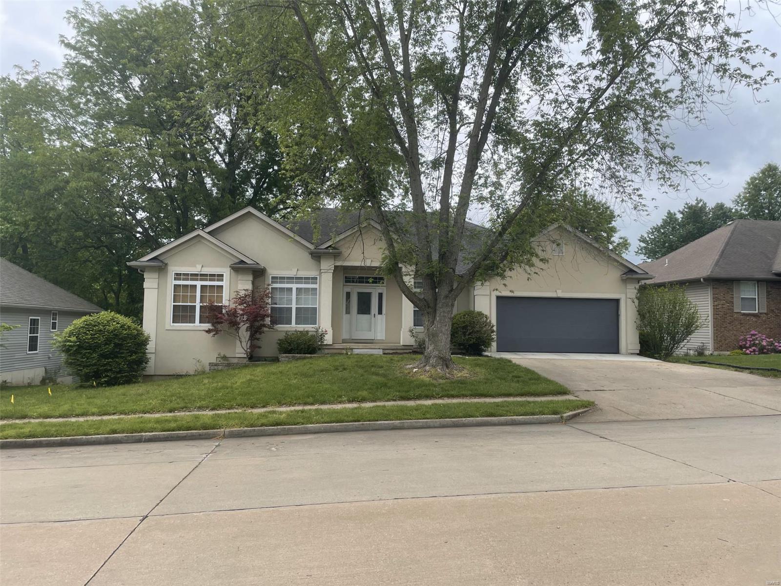 Homes for sale in Columbia, MO | 3706 Chinkapin Ct, Columbia, MO 65203 | MLS# MIS24035570