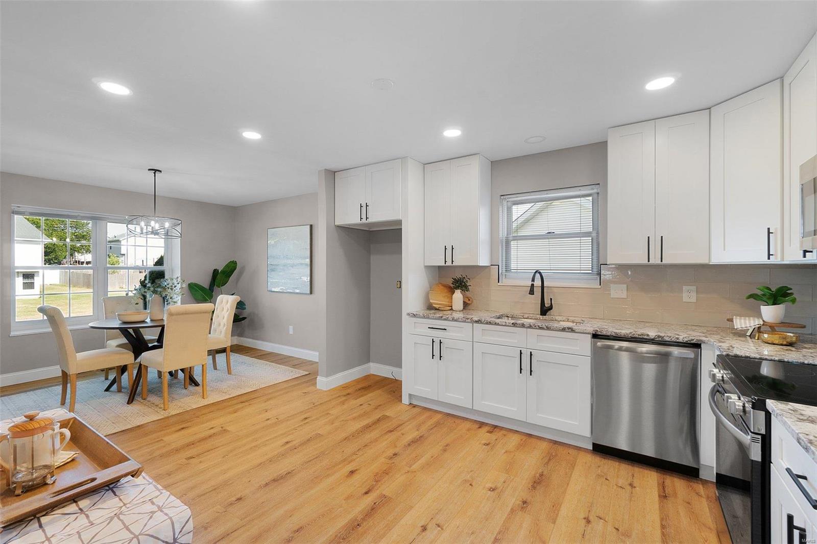 Homes for sale in Saint Peters, MO | 3027 Almond Tree Dr, Saint Peters, MO 63376 | MLS# MIS24037192