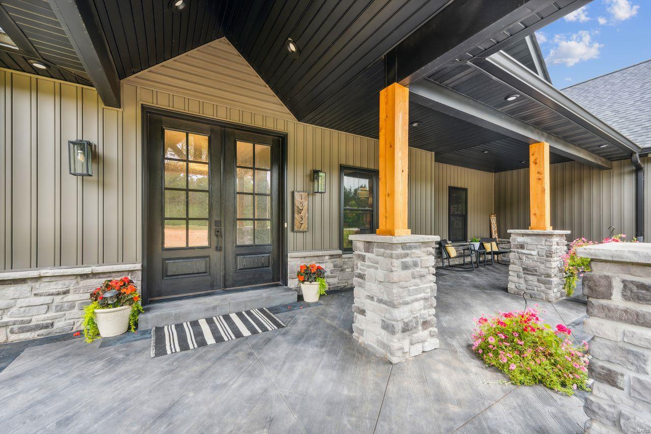 Homes for sale in De Soto, MO | 15737 State Road T, De Soto, MO 63020 | MLS# MIS24038387