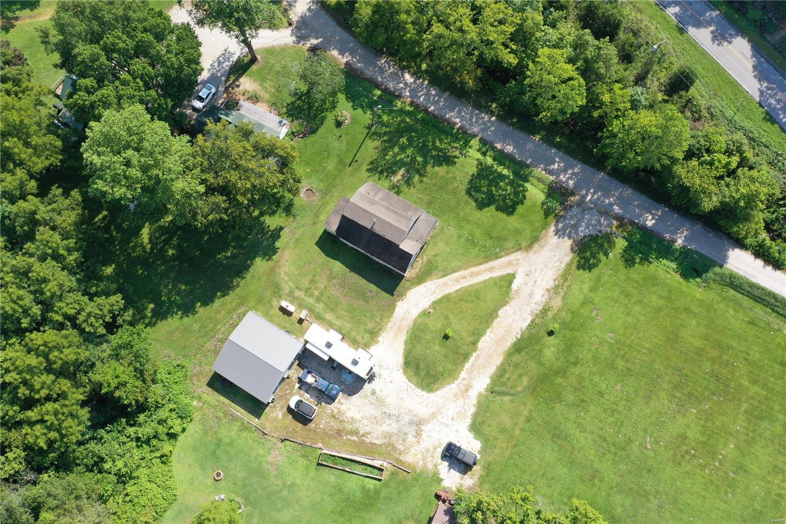 Homes for sale in Mineola, MO | 111 Crooked Creek, Mineola, MO 63361 | MLS# MIS24043107