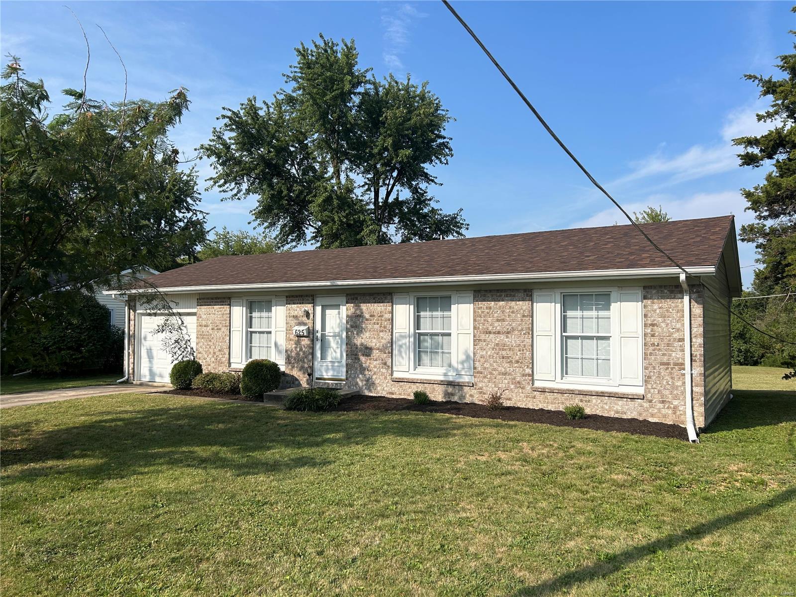 Homes for sale in Montgomery, MO | 625 Meadowcrest, Montgomery, MO 63361 | MLS# MIS24056968