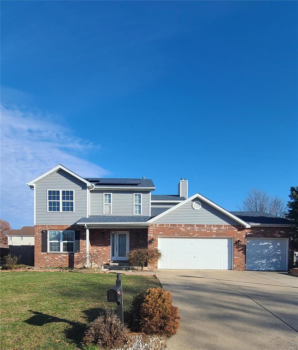 Homes for sale in Granite, IL | 4926 Driftwood Dr, Granite, IL 62040 | MLS# MIS24057131