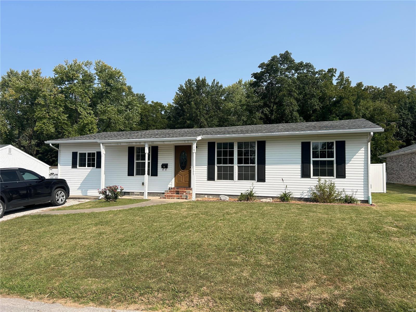 Homes for sale in Montgomery, MO | 113 Hickory Street, Montgomery, MO 63361 | MLS# MIS24057587