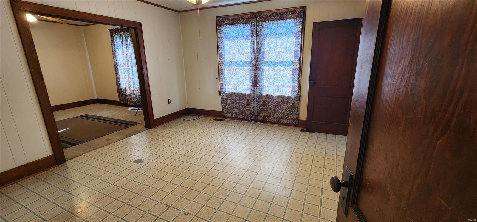 Homes for sale in Chester, IL | 801 Valley St, Chester, IL 62233 | MLS# MIS24060206