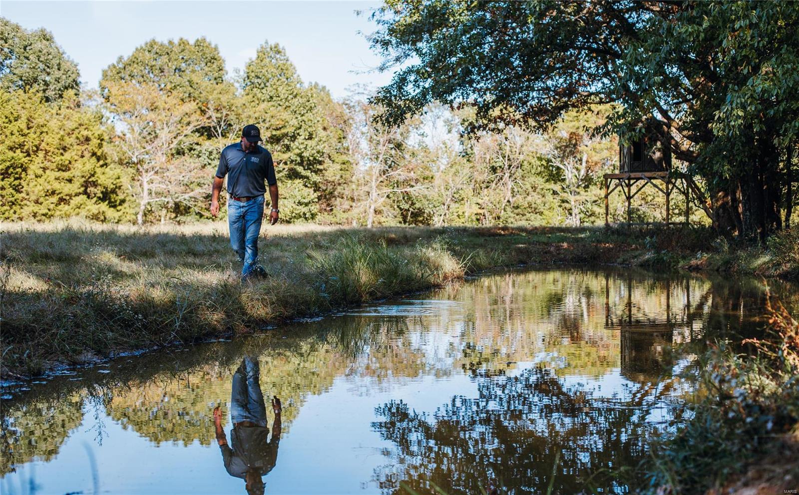 Homes for sale in Linn, MO | 3609 Hwy 50 E, Linn, MO 65051 | MLS# MIS24063966