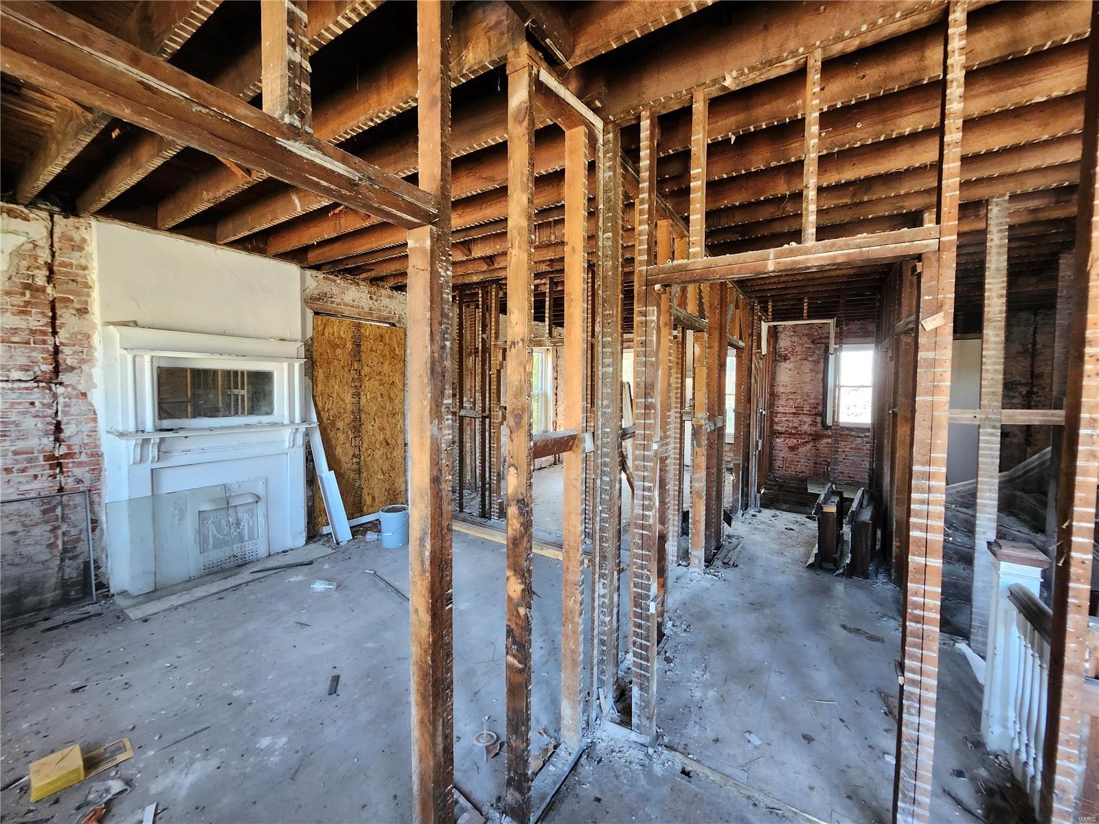 Homes for sale in Saint Louis, MO | 5922 Clemens Ave, Saint Louis, MO 63112 | MLS# MIS24064544