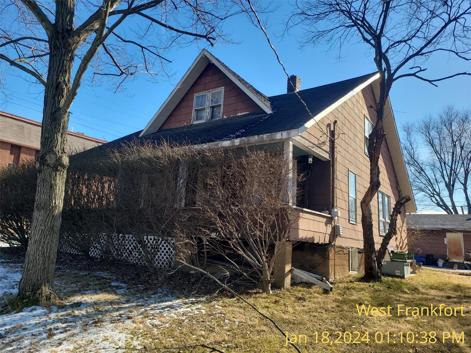 Homes for sale in West Frankfort, IL | 1418 E Oak, West Frankfort, IL 62896 | MLS# MIS24065884