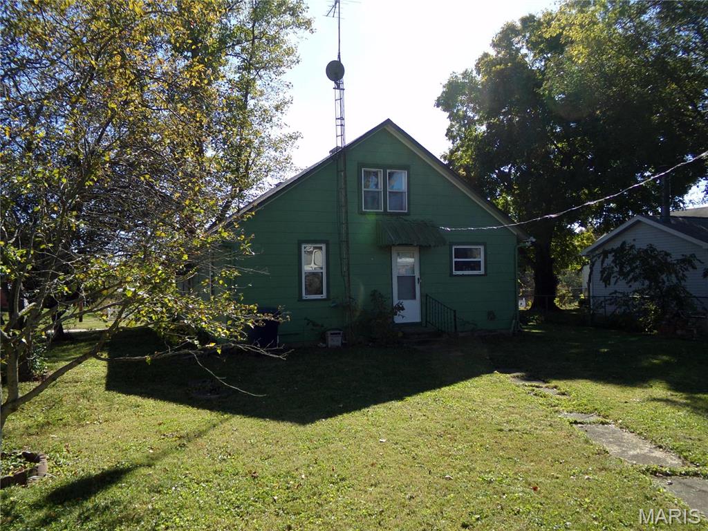 Homes for sale in Oakdale, IL | 61 W Main St, Oakdale, IL 62268 | MLS# MIS24066413