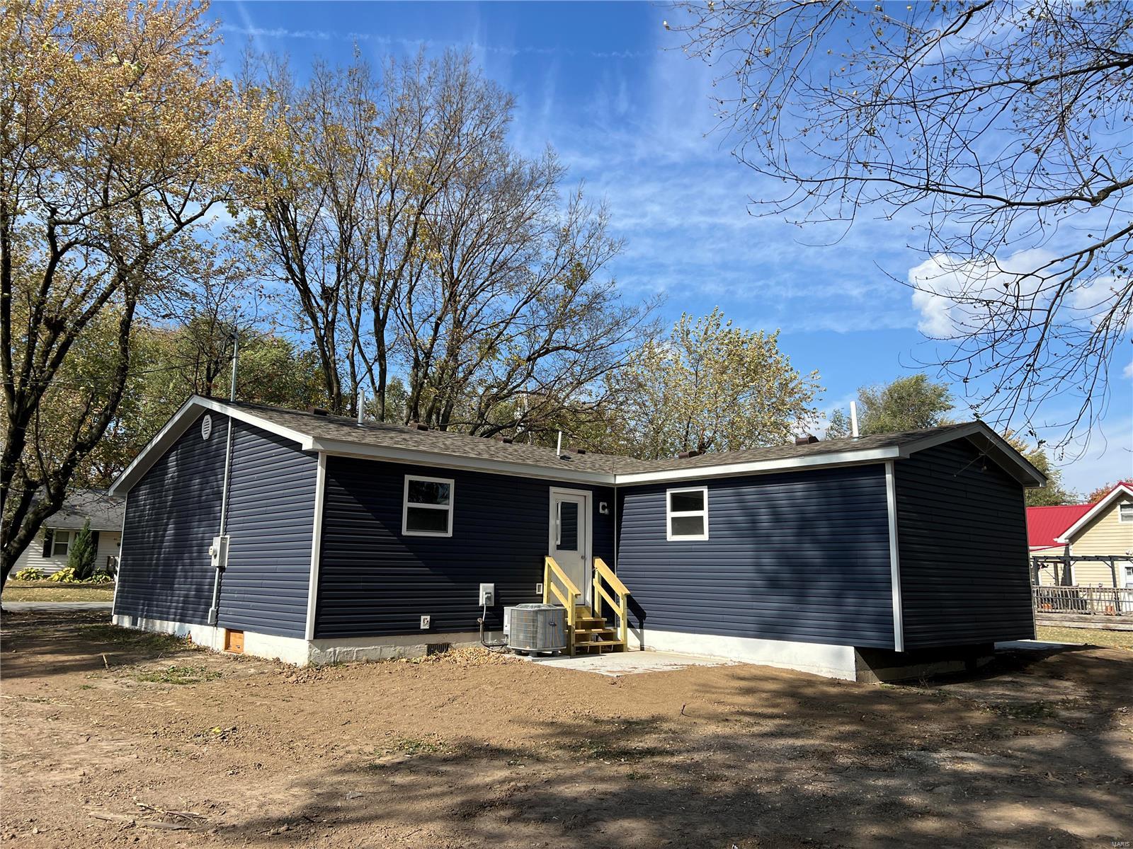 Homes for sale in Montgomery, MO | 814 Stella St, Montgomery, MO 63361 | MLS# MIS24068905