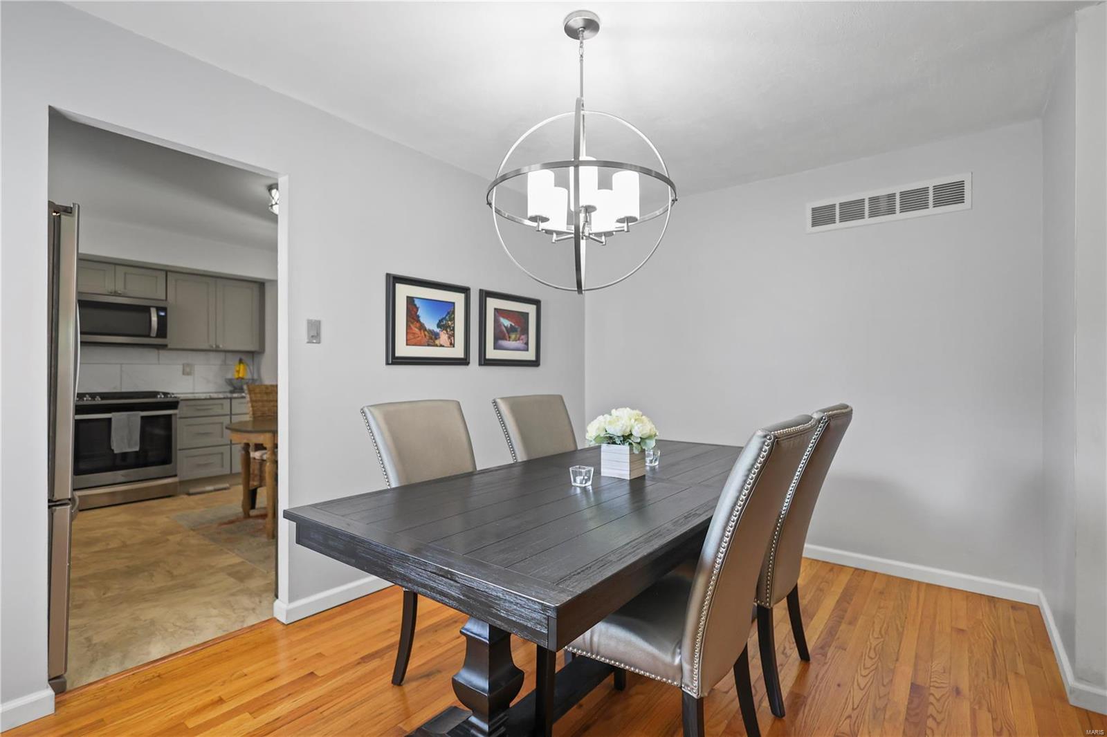 Homes for sale in Florissant, MO | 11855 Rollingsford Dr, Florissant, MO 63033 | MLS# MIS24068928