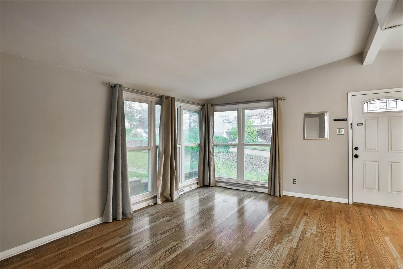 Homes for sale in Saint Louis, MO | 339 Caroline Ave, Saint Louis, MO 63122 | MLS# MIS24069362