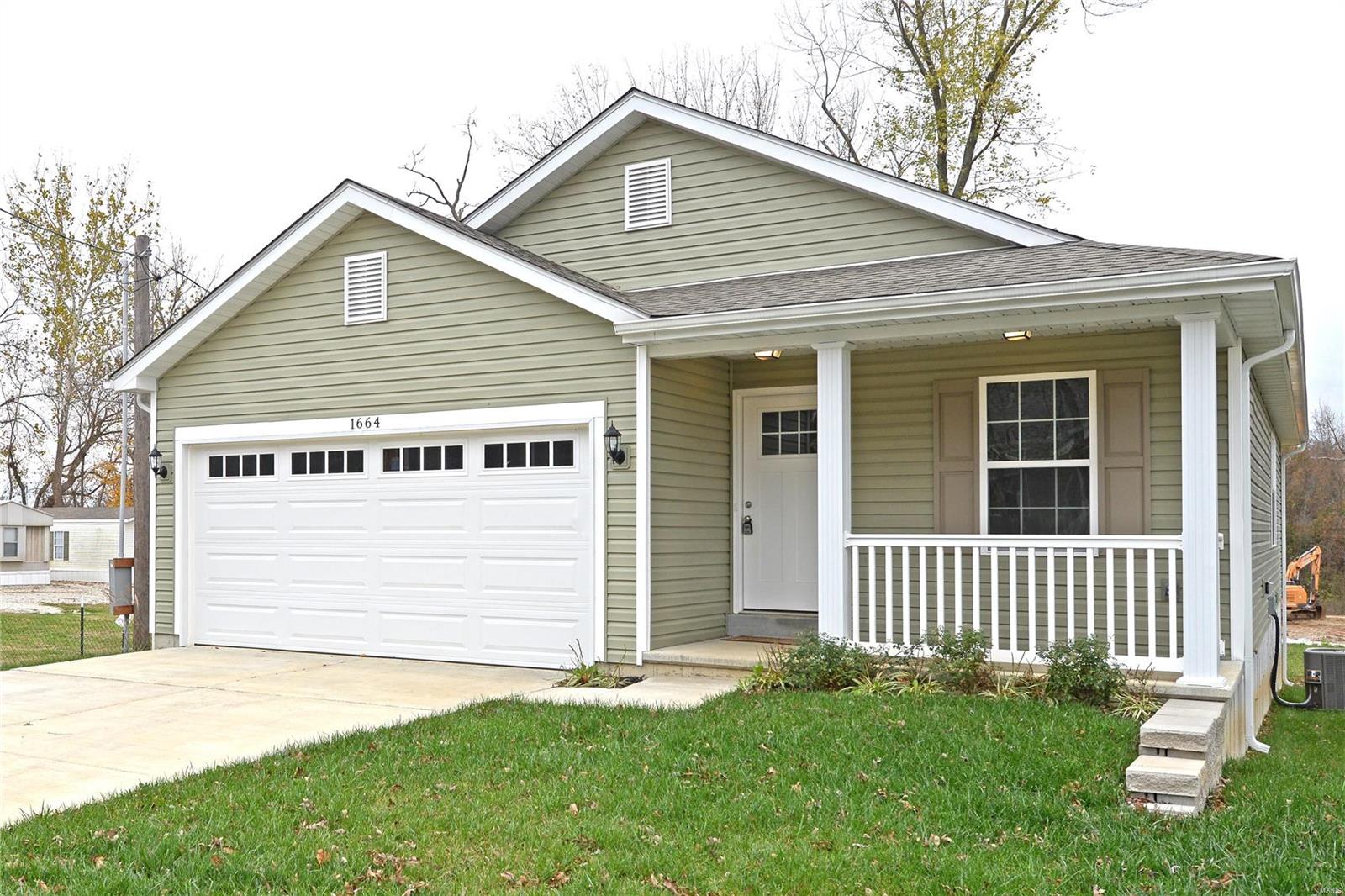 Homes for sale in Pacific, MO | 1664 Missouri Ave, Pacific, MO 63069 | MLS# MIS24072217