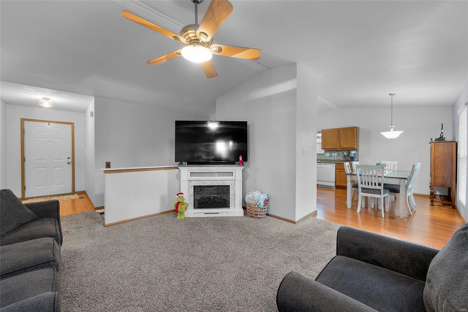 Homes for sale in Pevely, MO | 1612 Twelve Oaks Pl, Pevely, MO 63070 | MLS# MIS24072890